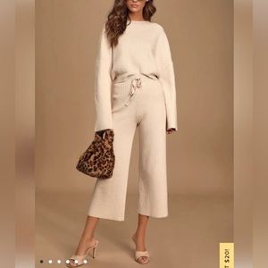 SET - Lulu's knit set Size S pants and sweater top